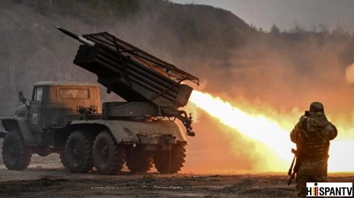 Rusia dispara lanzacohetes mltiple BM 21 Grad Donbas feb 2024