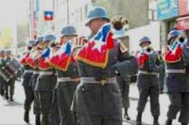 desfile  militares chilenos tacna