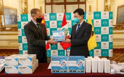 China dona pruebas moleculares Lima 2020