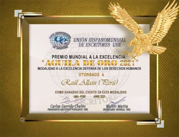 Raul Allain premio mundial El Aguila de Oro