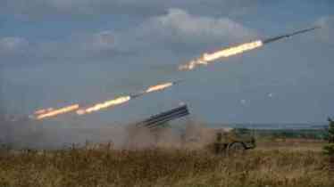 lanzacohetes multiple 220mm Rusia
