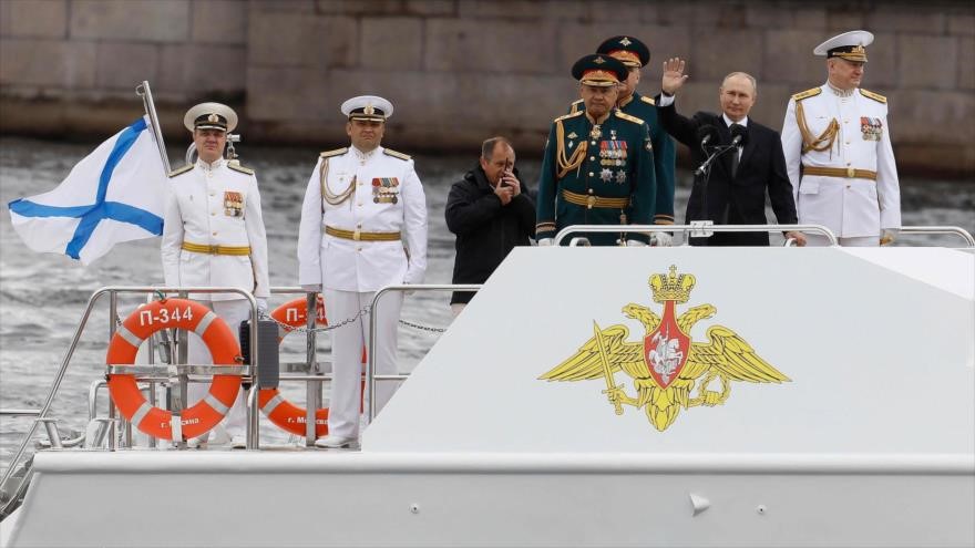 Putin Dia Marina 2022