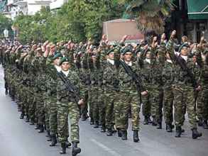 militares griegos