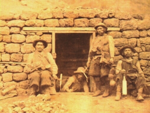 Guerra del Pacifico, mineros peruanos enrolados en el ejercito