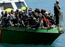 barco africanos inmmigrantes