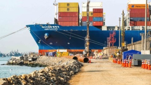 ampliacion puerto Callao barco abr 2022