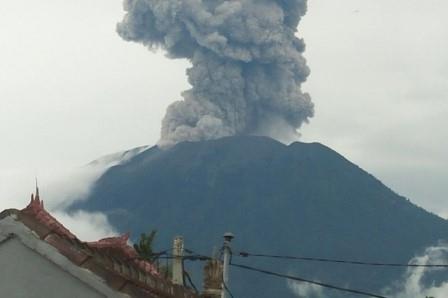 volcan Agung jun 2018