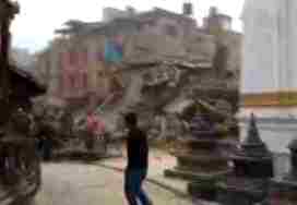 escombros Nepal abr 2015