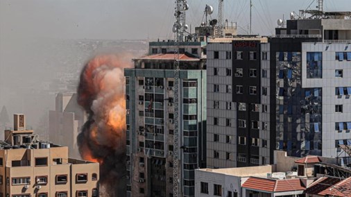ataque edificio AP Aljazeera Hispantv