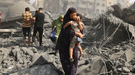 madre nino destruccion Gaza