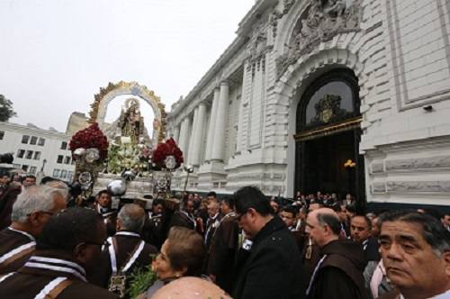 imagen Virgen del Carmen en Congreso
