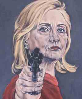 Hillary Clinton pistolera