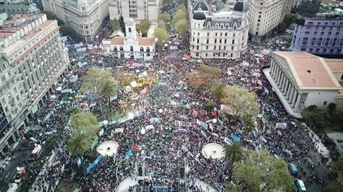 marcha contra politicas Macri