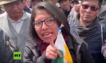 Alison Coronel manifestante nov 2019